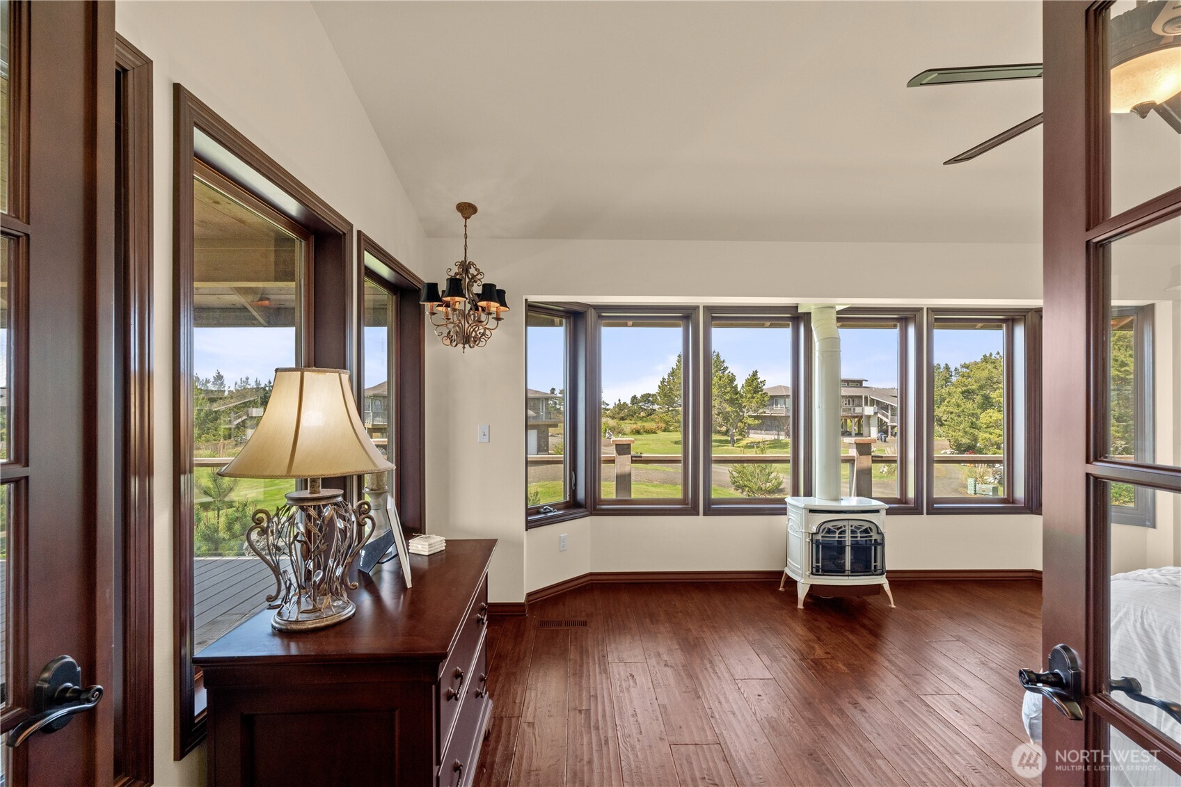 2646 Sunset Lane Tokeland WA 98590