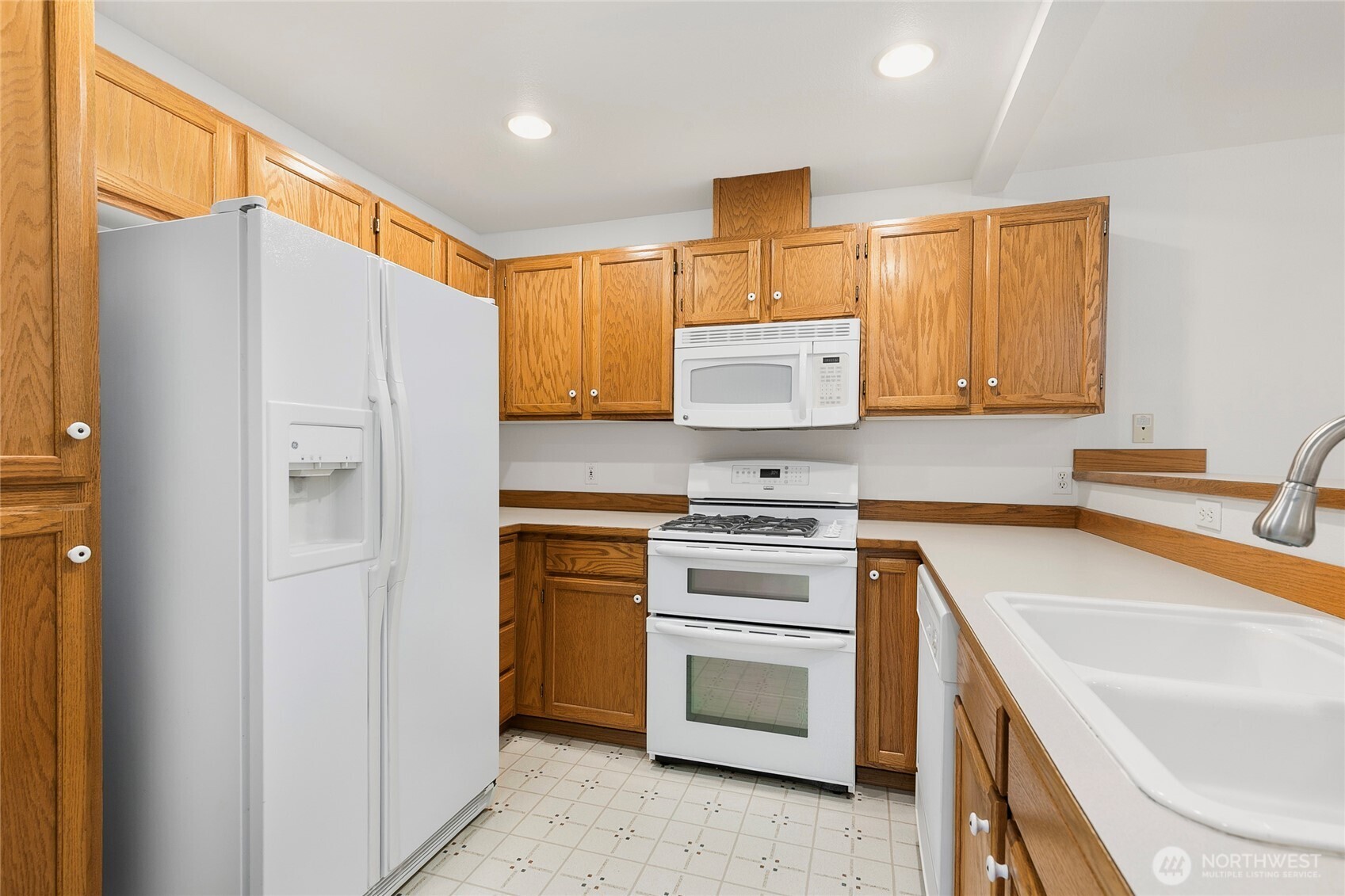 22703 SE 242nd Place Maple Valley WA 98038