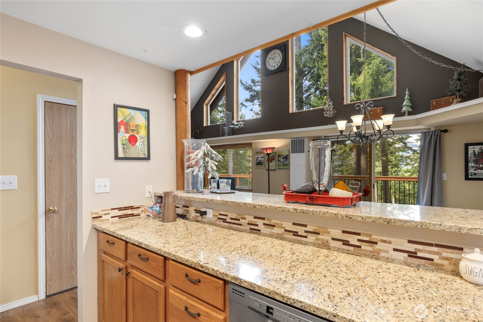 1051 Highland Loop Ronald WA 98940