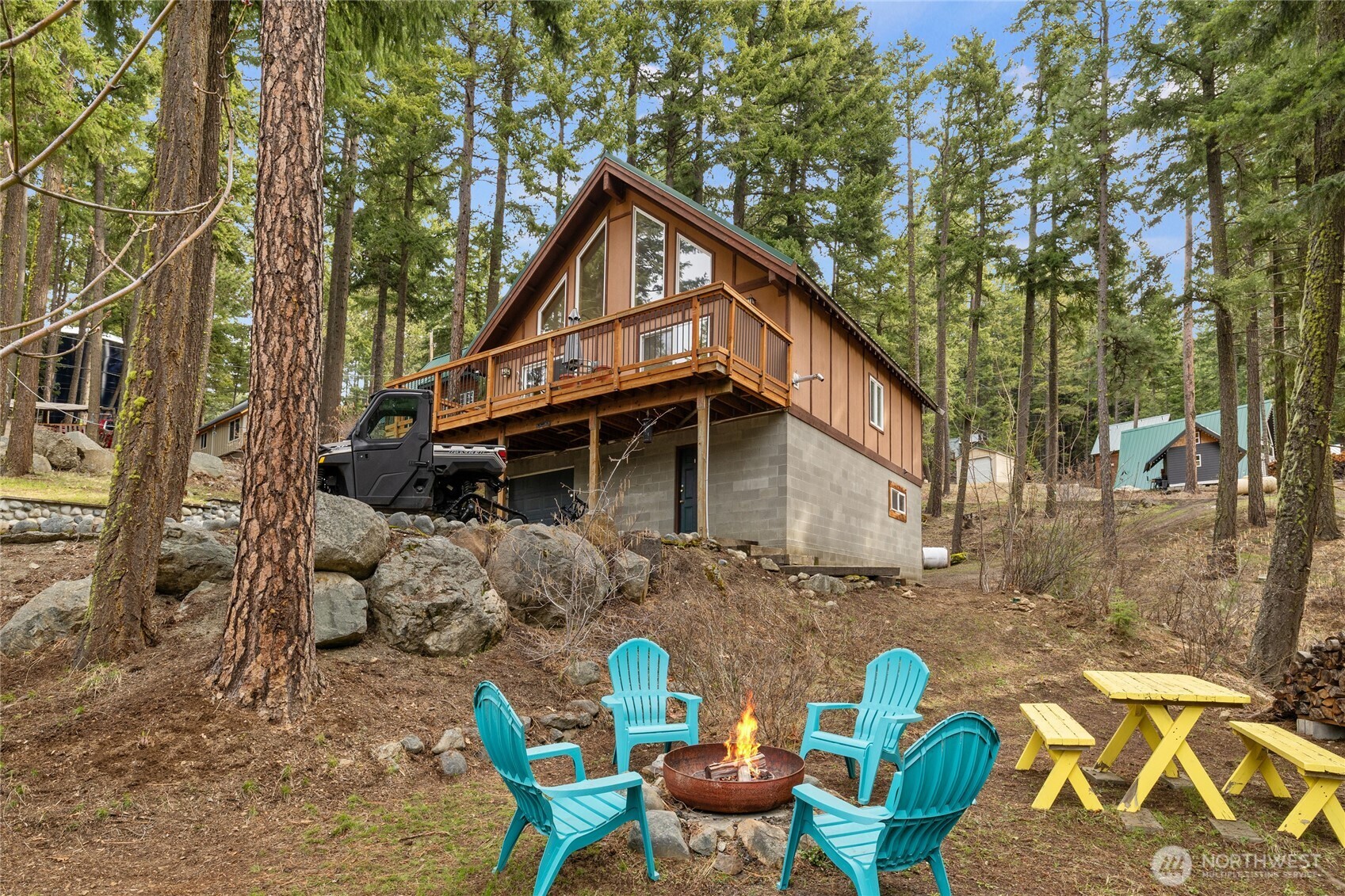 1051 Highland Loop Ronald WA 98940