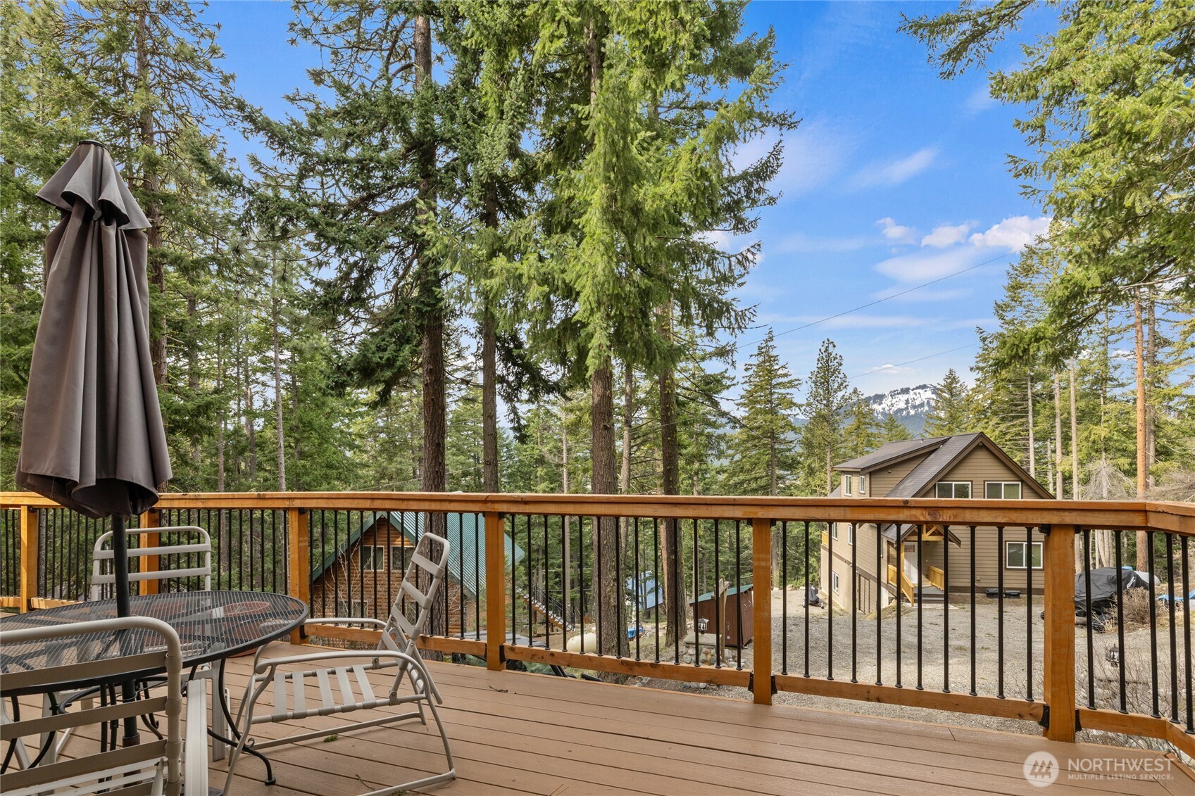 1051 Highland Loop Ronald WA 98940