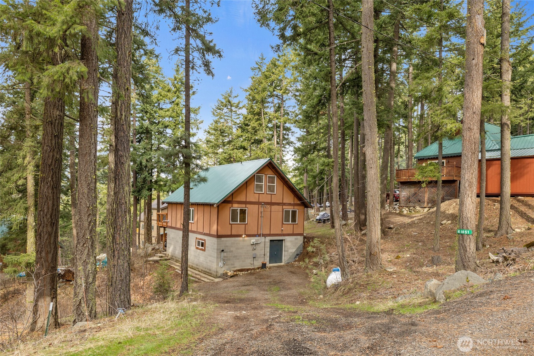 1051 Highland Loop Ronald WA 98940