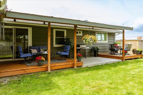 639 NE Otis Street Coupeville WA 98239