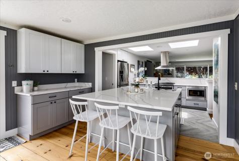 639 NE Otis Street Coupeville WA 98239