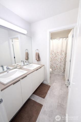 10835 16th Place SE Lake Stevens WA 98258