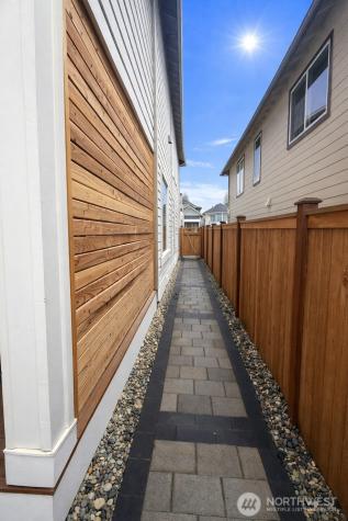10835 16th Place SE Lake Stevens WA 98258