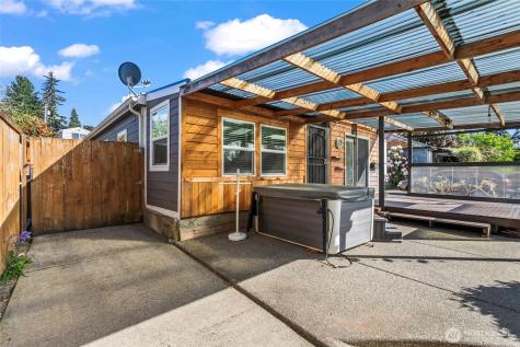 7545 Sunset University Place WA 98466