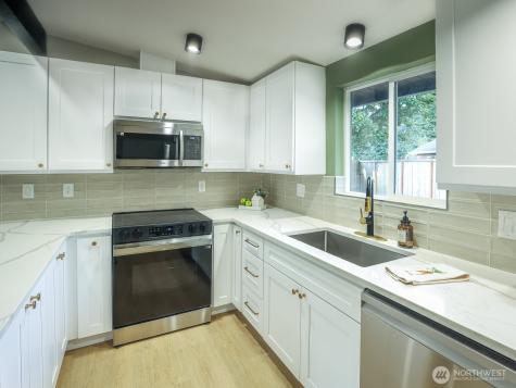 31952 W Bagwell Street Carnation WA 98014