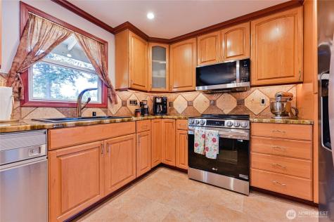 2626 SW 335th Court Federal Way WA 98023