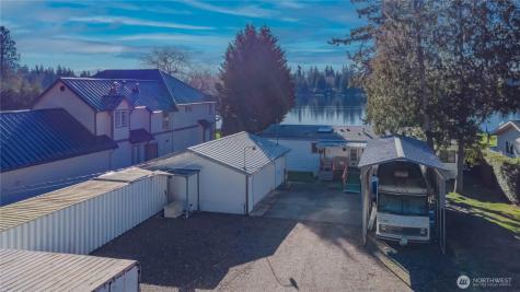 30961 E Lake Morton Drive SE Kent WA 98042
