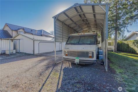 30961 E Lake Morton Drive SE Kent WA 98042