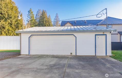 30961 E Lake Morton Drive SE Kent WA 98042