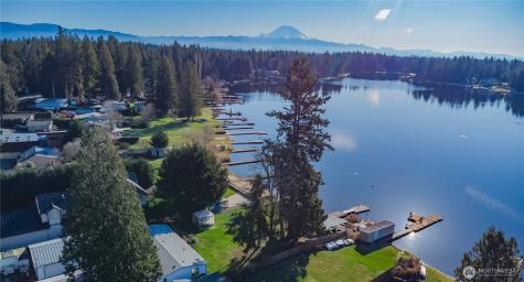 30961 E Lake Morton Drive SE Kent WA 98042