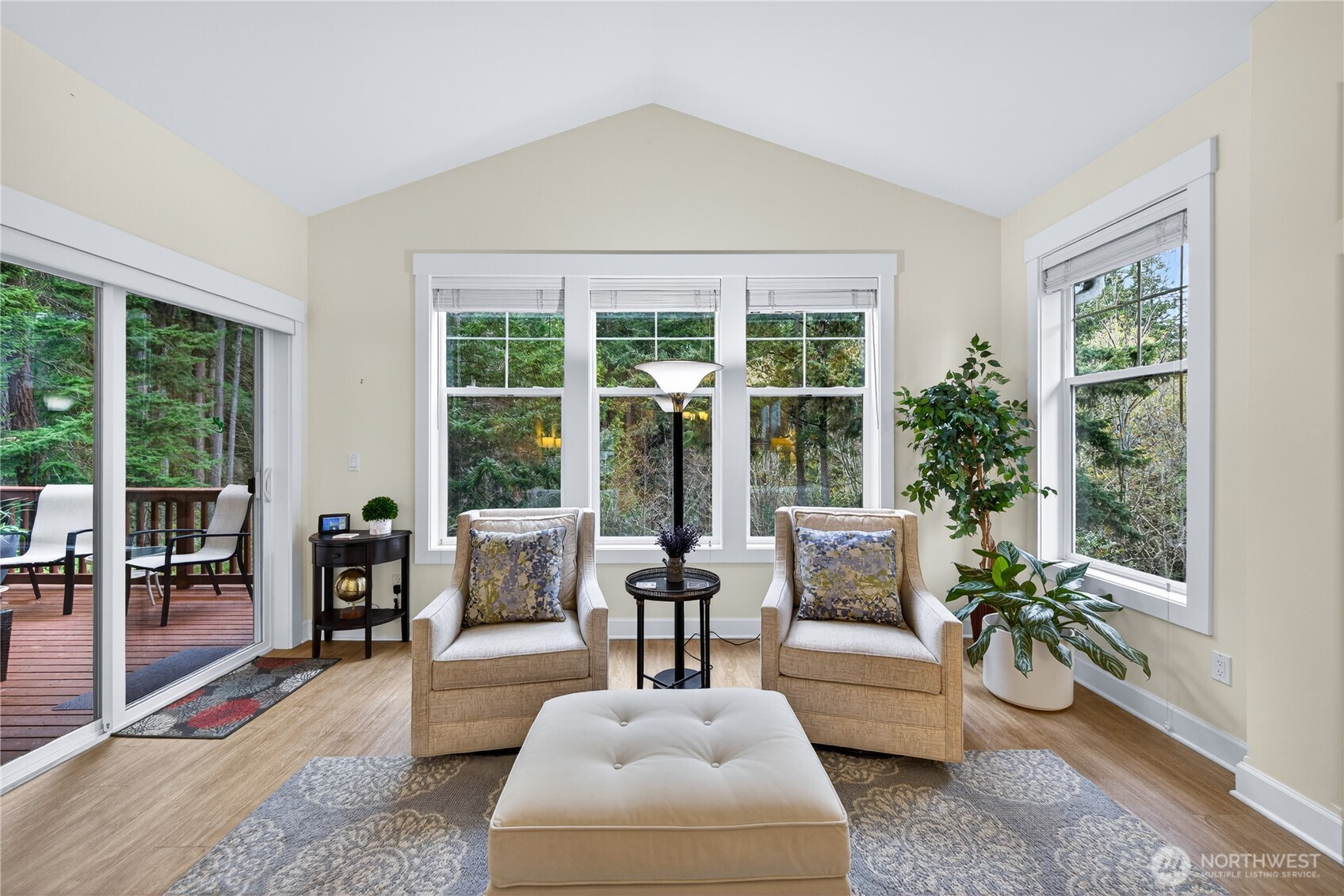 2016 Cascade Court Anacortes WA 98221