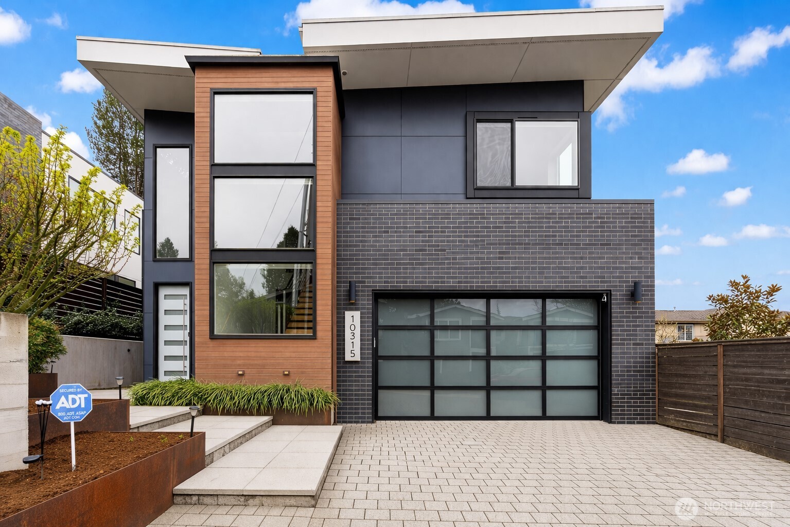 10315 NE 65th Way Kirkland WA 98033