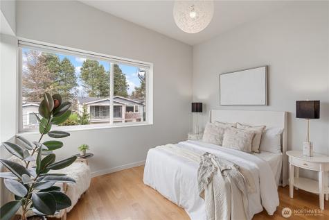 10315 NE 65th Way Kirkland WA 98033