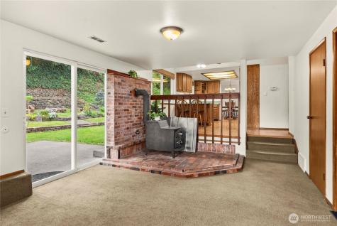 422 142nd Street Ct S Tacoma WA 98444