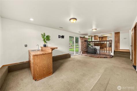 422 142nd Street Ct S Tacoma WA 98444