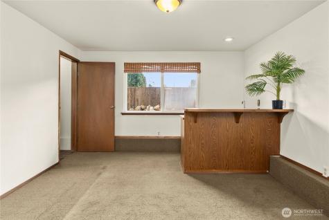 422 142nd Street Ct S Tacoma WA 98444