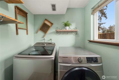 422 142nd Street Ct S Tacoma WA 98444