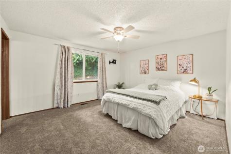 422 142nd Street Ct S Tacoma WA 98444
