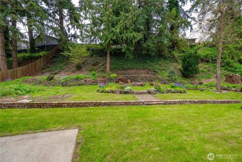 422 142nd Street Ct S Tacoma WA 98444