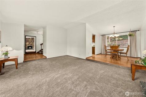 422 142nd Street Ct S Tacoma WA 98444