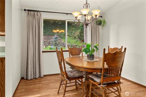 422 142nd Street Ct S Tacoma WA 98444