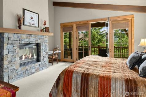 80 Queens Loop Cle Elum WA 98922