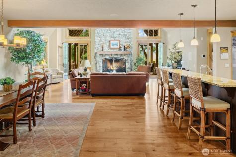 80 Queens Loop Cle Elum WA 98922