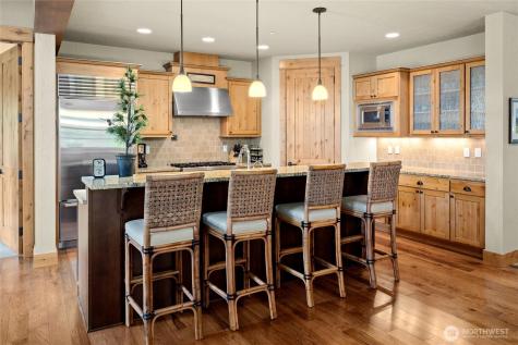 80 Queens Loop Cle Elum WA 98922