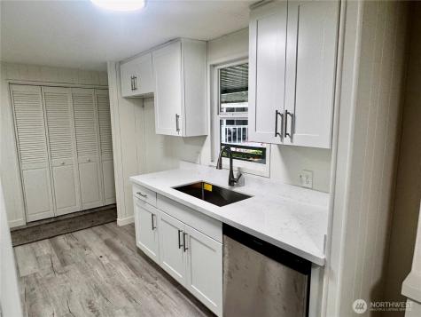 18425 NE 95th Street Redmond WA 98052