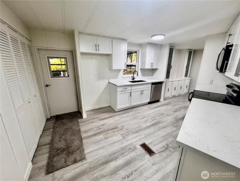 18425 NE 95th Street Redmond WA 98052
