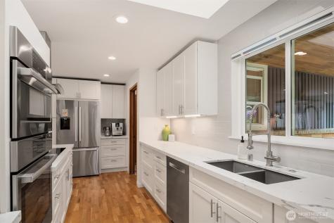 119 201st Street Shoreline WA 98133