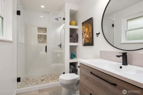 119 201st Street Shoreline WA 98133