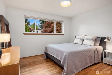 119 201st Street Shoreline WA 98133