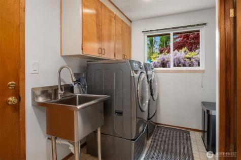 119 201st Street Shoreline WA 98133
