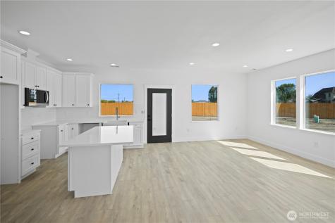 2014 NE Melody Lane Moses Lake WA 98837