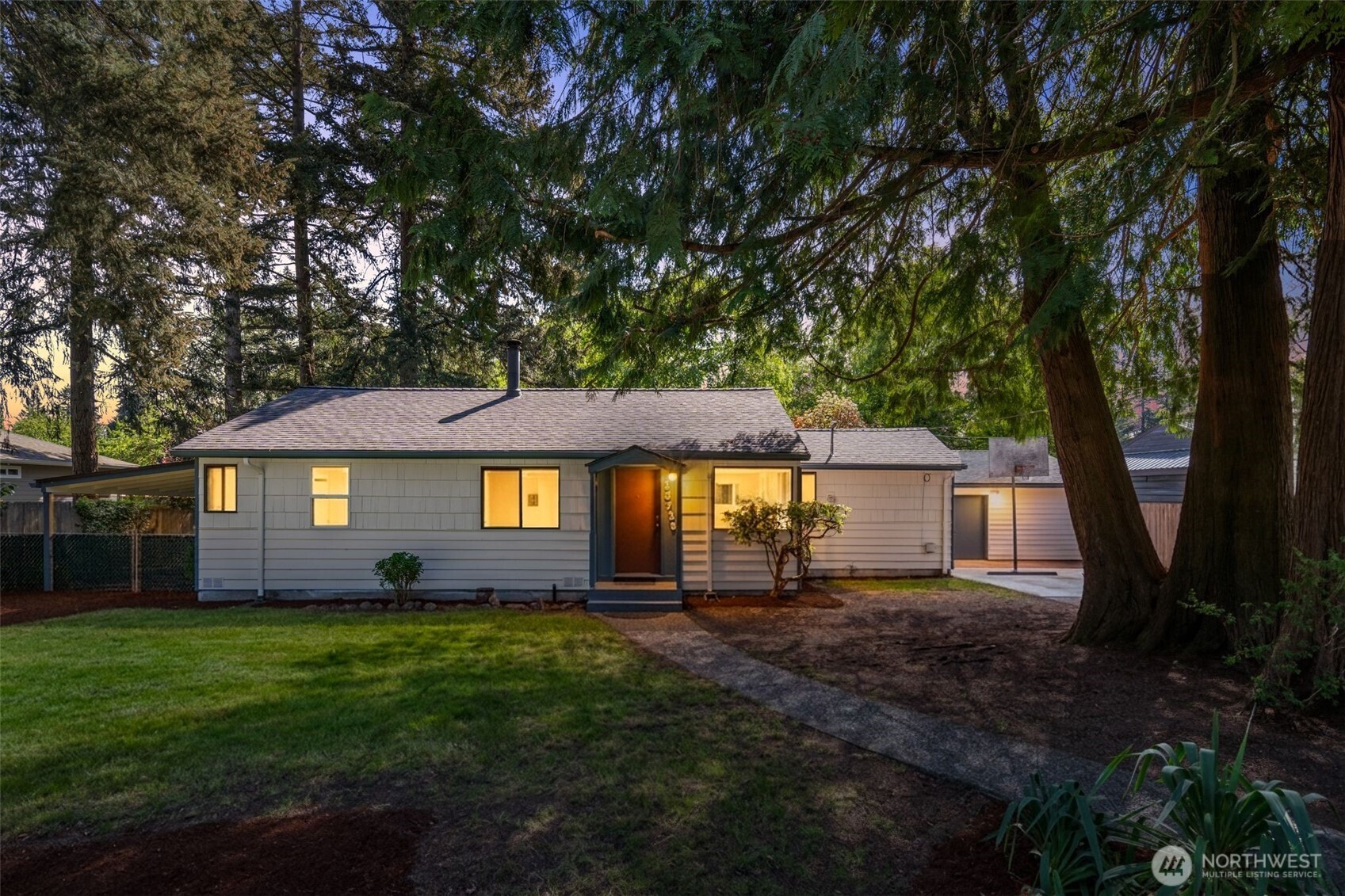 13718 27th Ave NE Seattle WA 98125