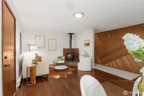 13718 27th Ave NE Seattle WA 98125