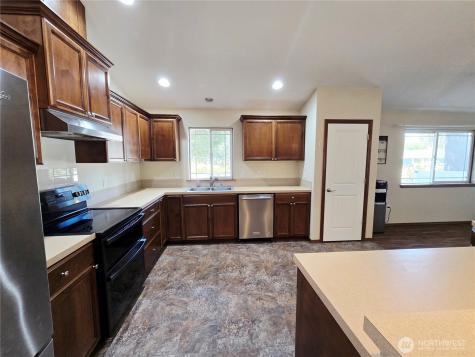 21 E Tall Timber Lane Shelton WA 98584