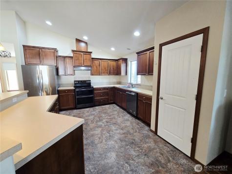 21 E Tall Timber Lane Shelton WA 98584