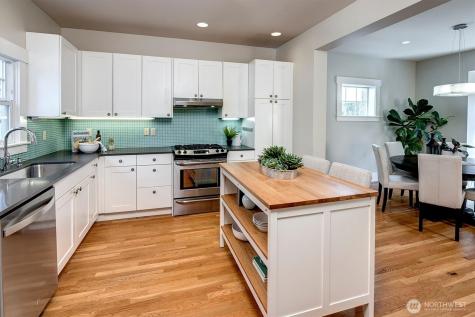 832 NW 63rd Street Seattle WA 98107