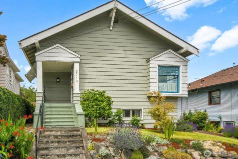 2719 Nob Hill Avenue N Seattle WA 98109