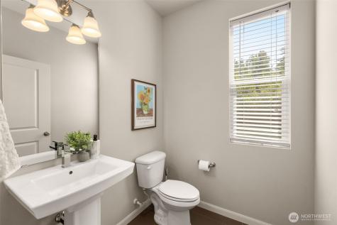 932 Clearwater Court Mount Vernon WA 98273