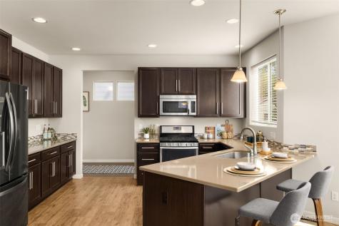 932 Clearwater Court Mount Vernon WA 98273