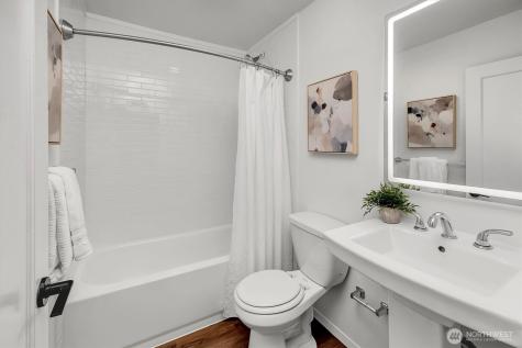 3216 NE 117th Street Seattle WA 98125