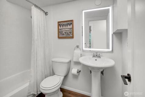 3216 NE 117th Street Seattle WA 98125