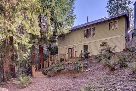 3216 NE 117th Street Seattle WA 98125