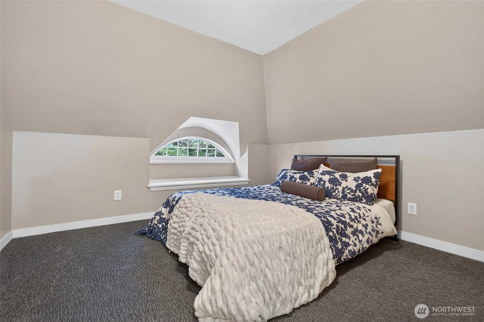 1800 J Street Bellingham WA 98225